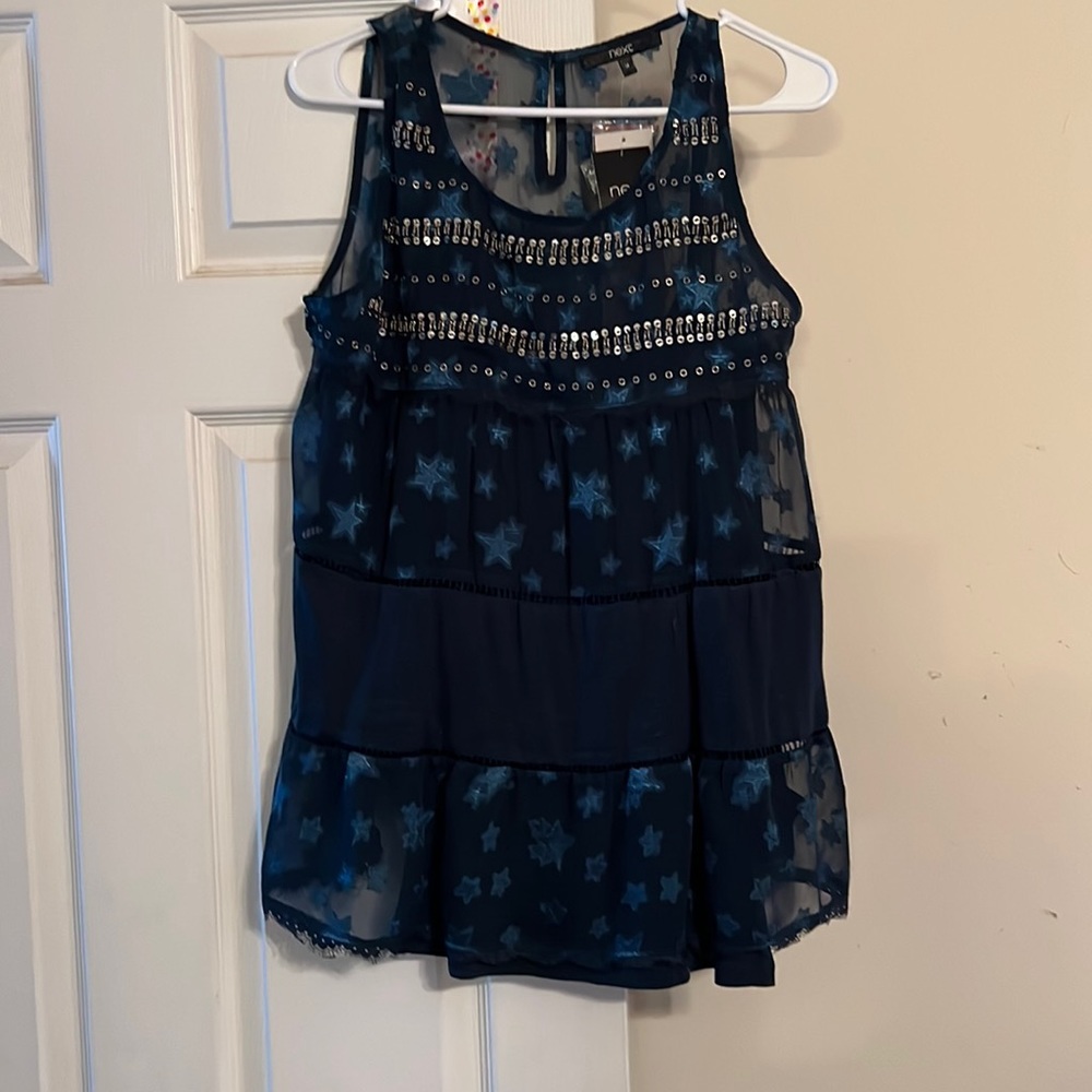 Next woman’s top